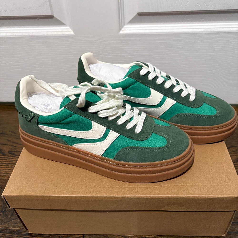 Steve Madden Green and White Sneakers